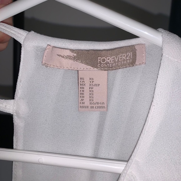 Forever 21 Wavy Tunic - Picture 5 of 5